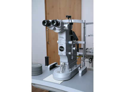 YAGレーザー／SLT