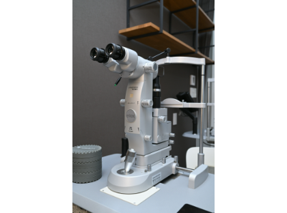 網膜光凝固用レーザー（ellex integre pro scan）